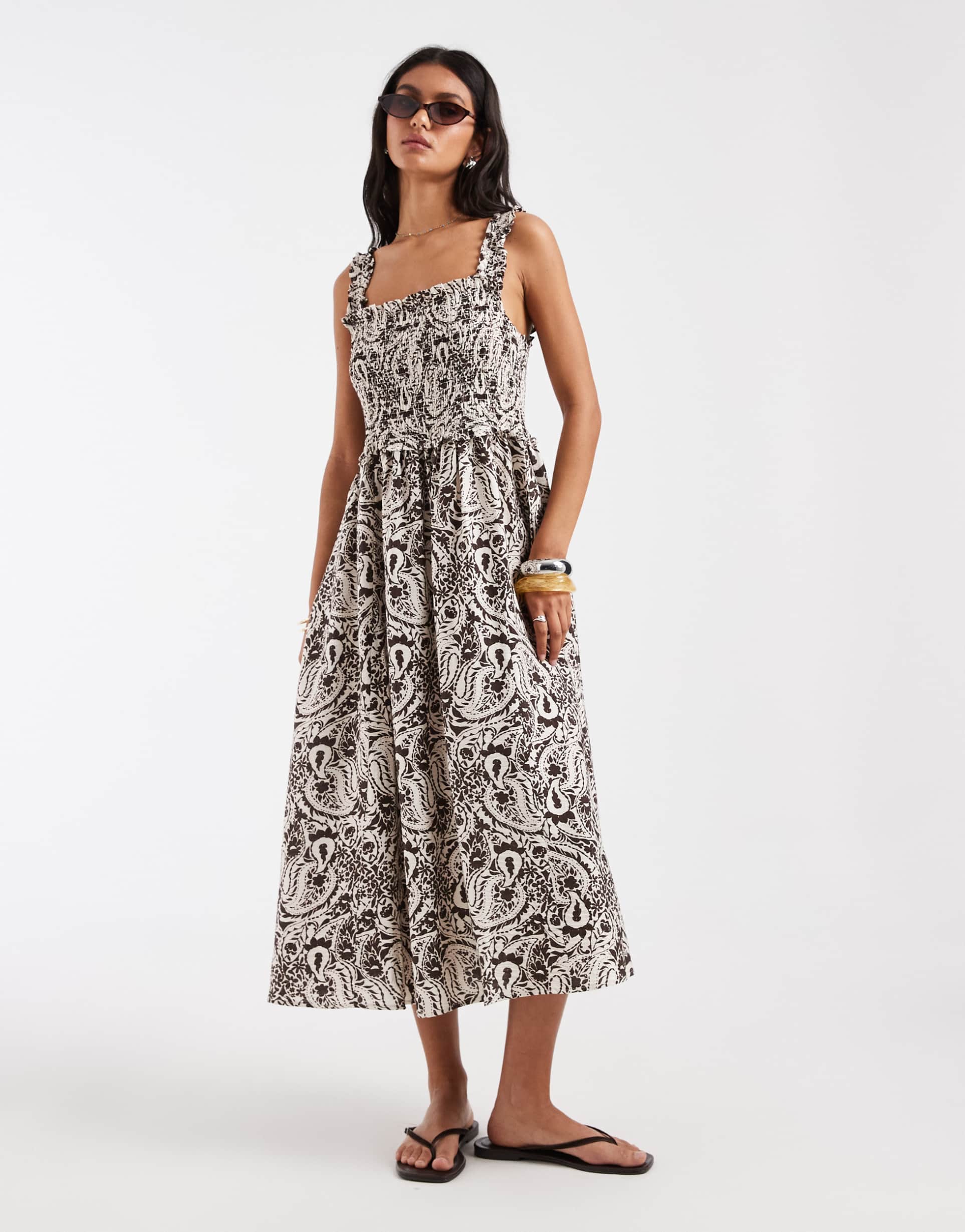 only smock midaxi dress in brown paisley print