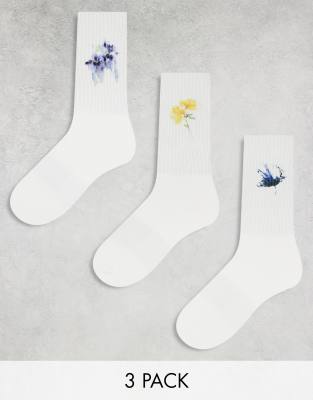 3 pack tennis socks with flower print in white