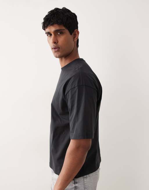 ONLY & SONS boxy t-shirt in black, 4 of 5