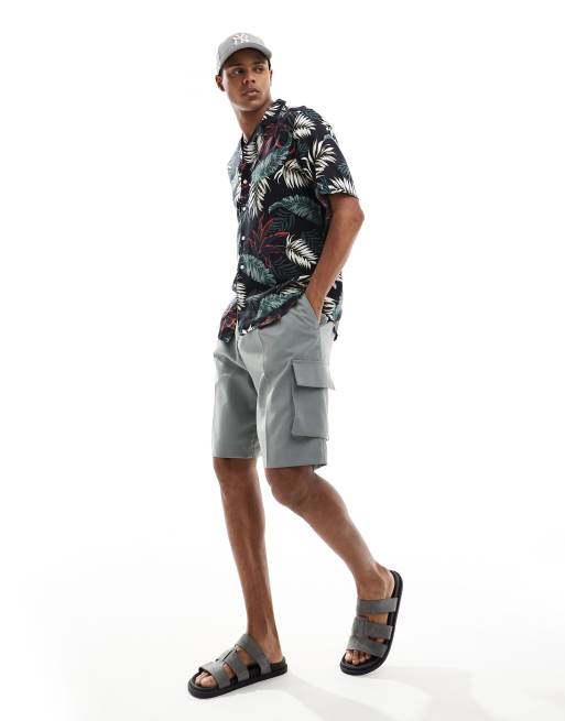 ONLY & SONS - Camicia regular fit con colletto con rever in viscosa nera con stampa di foglie, 2 di 4