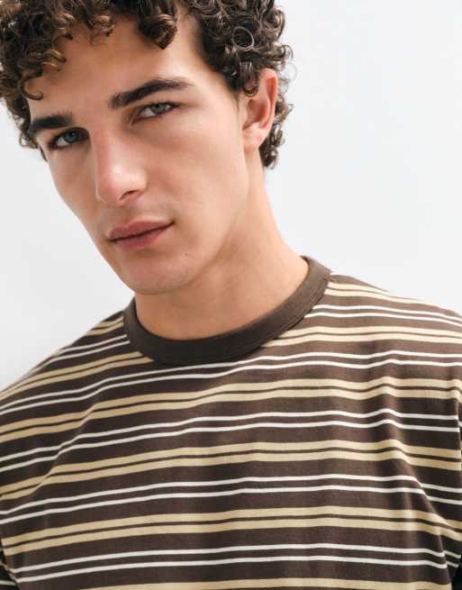 ONLY & SONS camiseta de manga larga de corte holgado con cuello redondo y rayas marrones y crema, 3 de 5