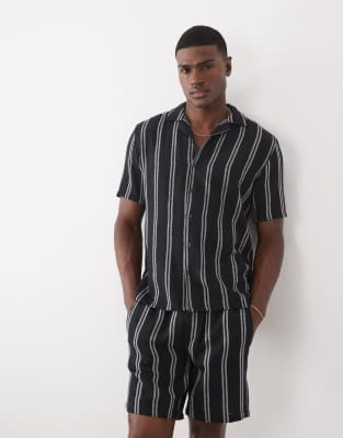 ONLY & SONS - Chemise texturée à rayures avec col à revers - Bleu marine