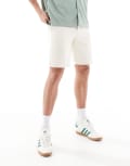 [ONLY & SONS] ONLY & SONS Edge straight fit denim shorts in ecru-White XS Ecru