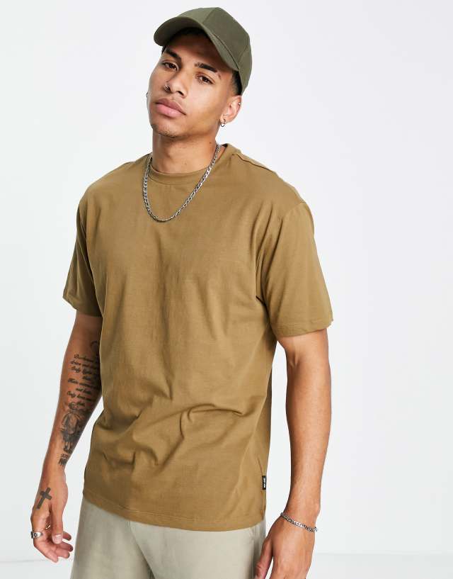 Only & Sons essentials relaxed fit t-shirt in brown