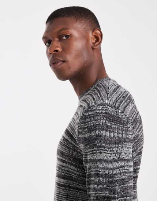 ONLY & SONS – Gestreifter Strickpullover in meliertem Anthrazit mit Rundhalsausschnitt, 4 von 5
