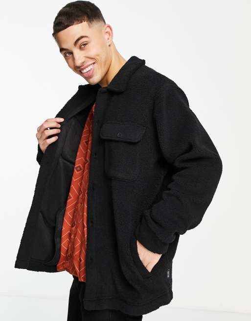 Only & Sons– Hemdjacke aus Kunstfell in Schwarz mit Brusttaschen