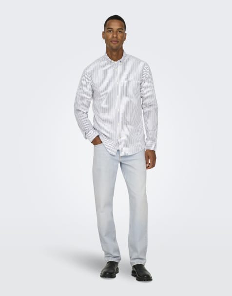 ONLY & SONS – Jeans mit normaler Passform aus hellblauem, gebleichtem Denim - view 1