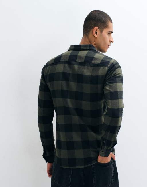 Only & Sons – Kariertes Holzfällerhemd in Khaki und Schwarz, 5 von 5