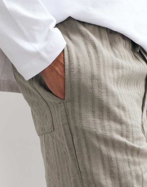 ONLY & SONS linen blend textured shorts set in sage green, 4 of 5