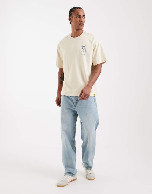 ONLY & SONS – Ljusbeige och blå t-shirt i oversize med Snobben-tryck baktill, 2 av 5