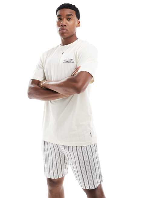 Only & Sons – Locker geschnittenes T-Shirt in Creme mit „Cosmic Energy“-Grafikprint, 4 von 4