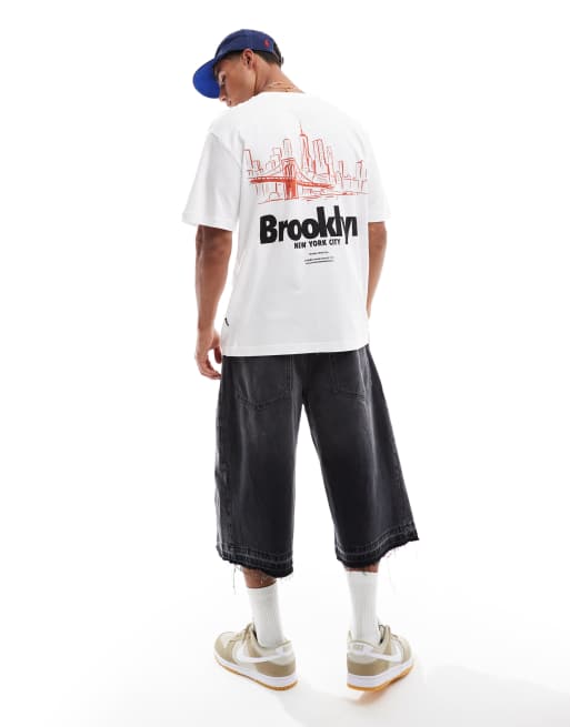 ONLY & SONS – Locker geschnittenes T-Shirt in Weiß mit Brooklyn-Bridge-Rückenprint, 3 von 4