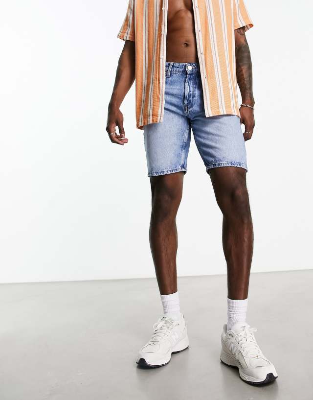 ONLY & SONS - loose fit denim shorts in light wash