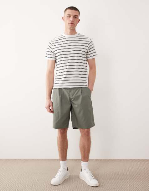 ONLY & SONS – Loose-Fit-Shorts in hellem Khaki mit Bundfalten - view 1