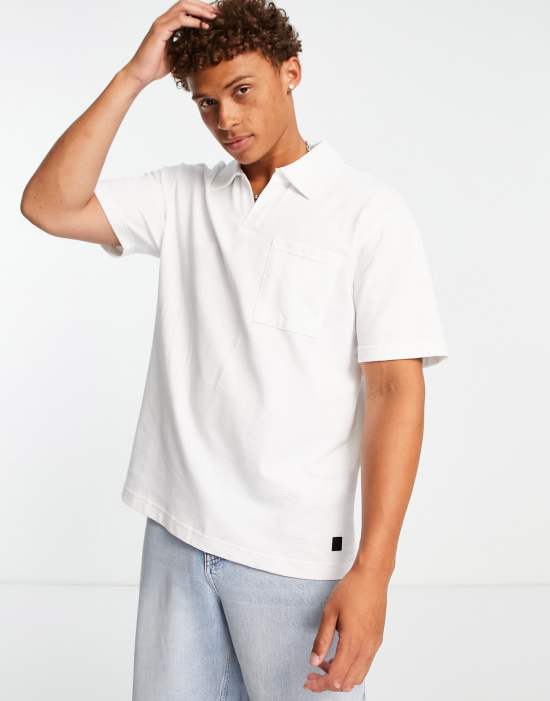 https://images.asos-media.com/products/only-sons-oversize-textured-revere-polo-in-white/202619818-1-brightwhite?$n_550w$&wid=550&fit=constrain