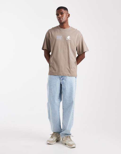 ONLY & Sons - Oversized T-shirt met witte en blauwe opdruk op de rug, in lichtbruin, 2 van 5