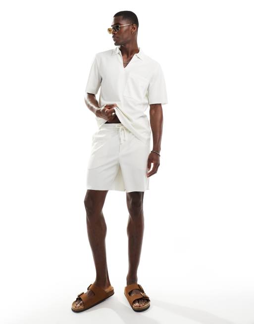 Camicia e pantaloncini shop