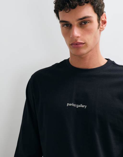 ONLY & SONS Parks Gallery print relaxed long sleeve t-shirt in black, 4 of 5