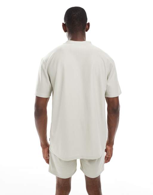 ONLY & SONS – Plissiertes, legeres T-Shirt in Beige, Kombiteil, 4 von 5