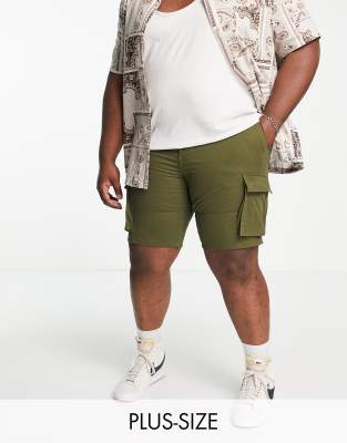 Only & Sons Plus slim fit cargo shorts in green