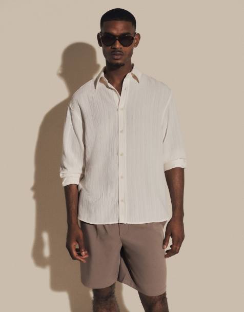 ONLY & SONS pull-on shorts med plisseringer i lysebrun - view 1