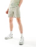 [ONLY & SONS] ONLY & SONS pull on twill shorts in sage-Green XXS Seagrass