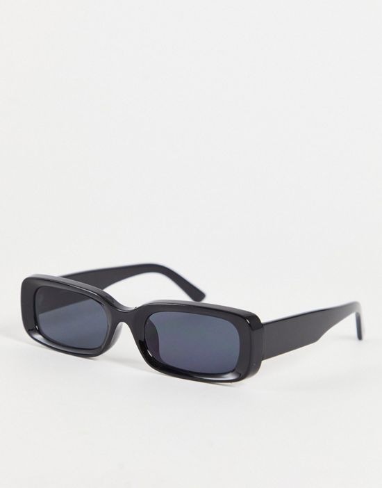https://images.asos-media.com/products/only-sons-rectangle-sunglasses-in-black/202609738-1-black?$n_550w$&wid=550&fit=constrain