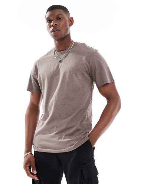 ONLY & SONS regular fit t-shirt in brown - view 1