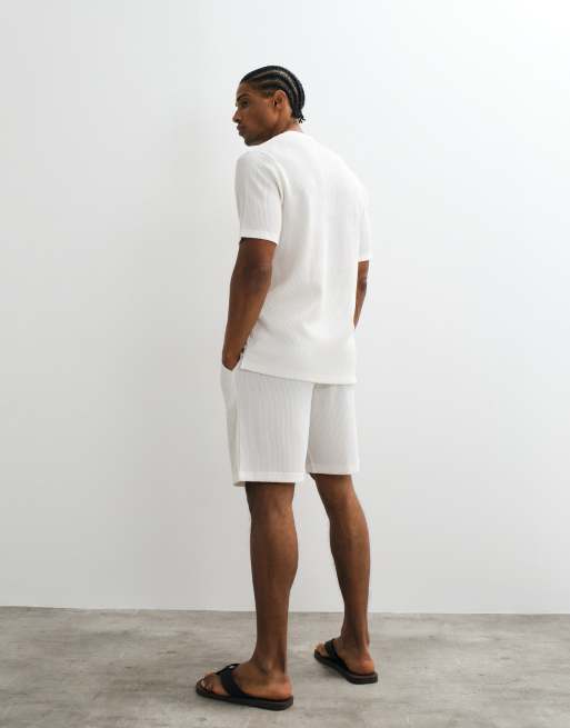 ONLY & SONS relaxed fit plisse short co-ord in white, 2 of 5