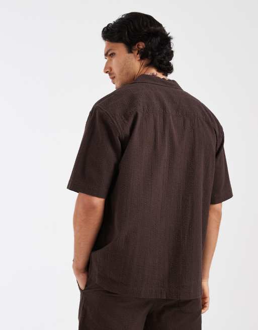 ONLY & SONS relaxed fit seersucker shirt with resort collar co-ord in dark brown, 4 of 5