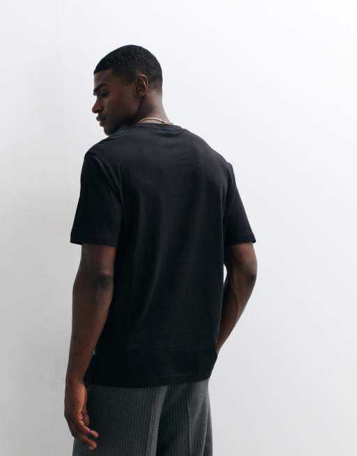 ONLY & SONS relaxed fit t-shirt in black, 4 of 5