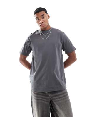 relaxed fit T-shirt in charcoal-Gray