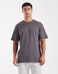 [ONLY & SONS] ONLY & SONS relaxed fit t-shirt in dark grey XS Grey Pinstripe