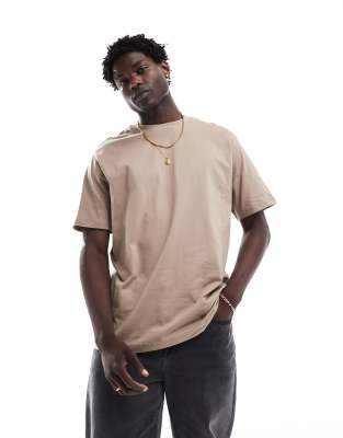 relaxed fit t-shirt in taupe-Brown