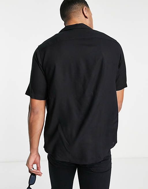 Men Only & Sons revere collar short sleeve shirt in black 
