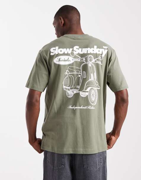 ONLY & SONS - Ruimvallend T-shirt met scooterprint op de achterkant in kaki - view 1