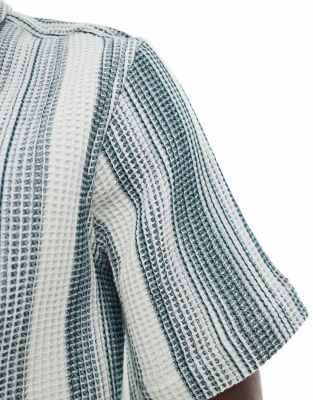 Only & Sons Short Sleeve Waffle Shirt In Blue