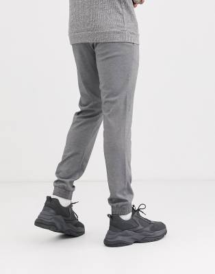 tapered bottom pants