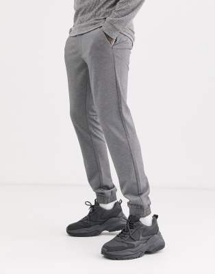 tapered bottom pants