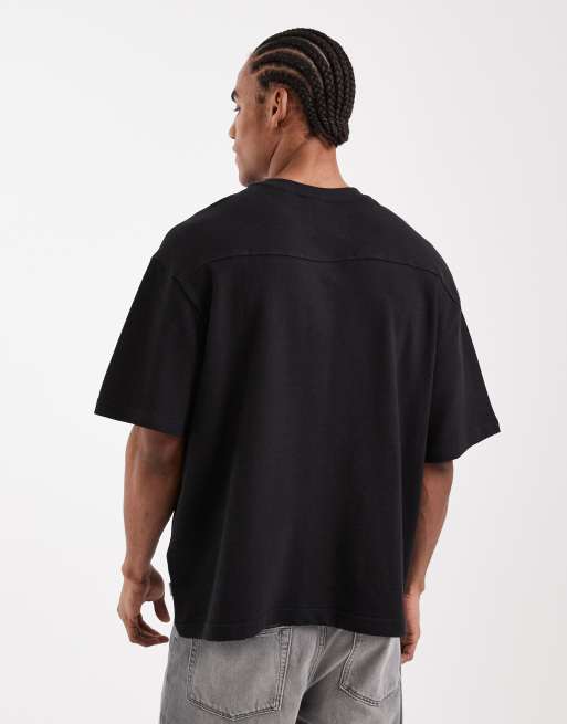 ONLY & SONS structured oversized t-shirt in black, 3 of 5