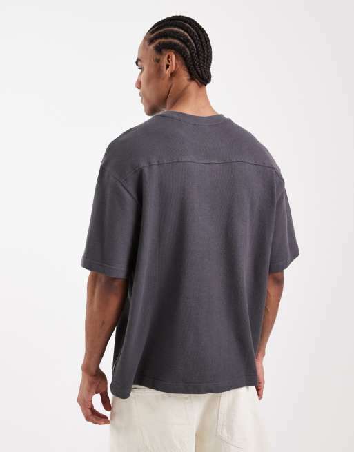 ONLY & SONS structured oversized t-shirt in charcoal gray, 3 of 5