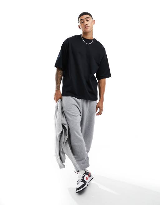 Only & Sons super oversize t-shirt in black , 3 of 4