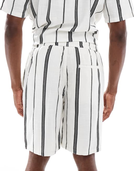 ONLY & SONS – Svartvita, randiga shorts i linnestil, del av set, 4 av 5