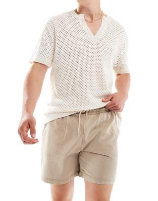 sweat short in washed beige-Neutral