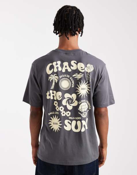 ONLY & SONS - T-shirt comoda grigio scuro con stampa "Chase The Sun" sul retro - view 1