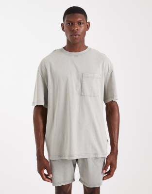 SONS - T-Shirt in verwaschenem Hellgrau mit extremem Oversize-Schnitt, Kombiteil Grau S