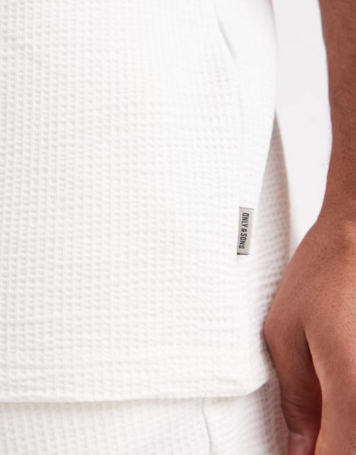 ONLY & SONS – T-Shirt in Weiß mit Waffelmuster, Kombiteil, 5 von 5