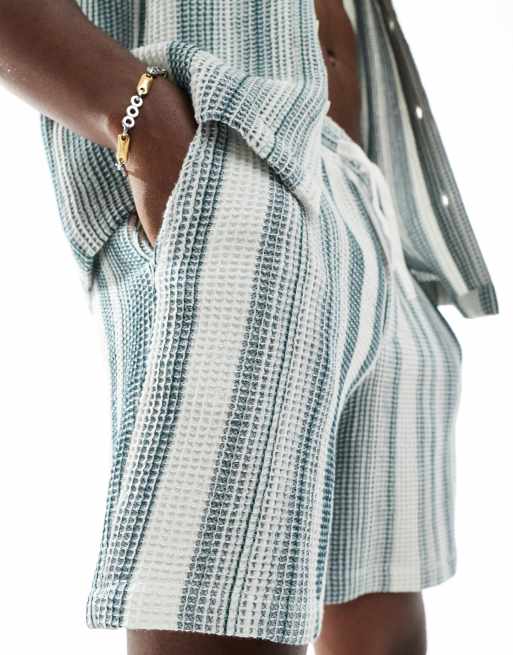 ONLY & SONS waffle short in white & green - part of a set, 2 of 5