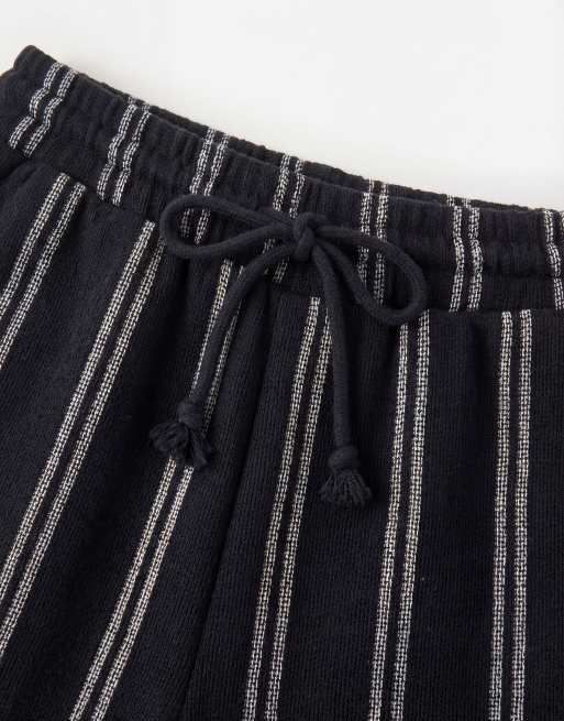 ONLY & SONS woven shorts co-ord in navy stripes, 8 of 9