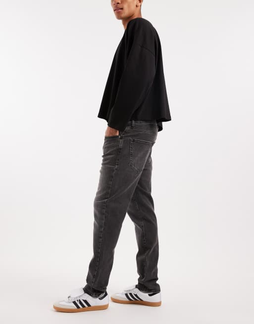 ONLY & SONS – Yoke – Svarta, tvättade jeans med avsmalnande passform, 2 av 5